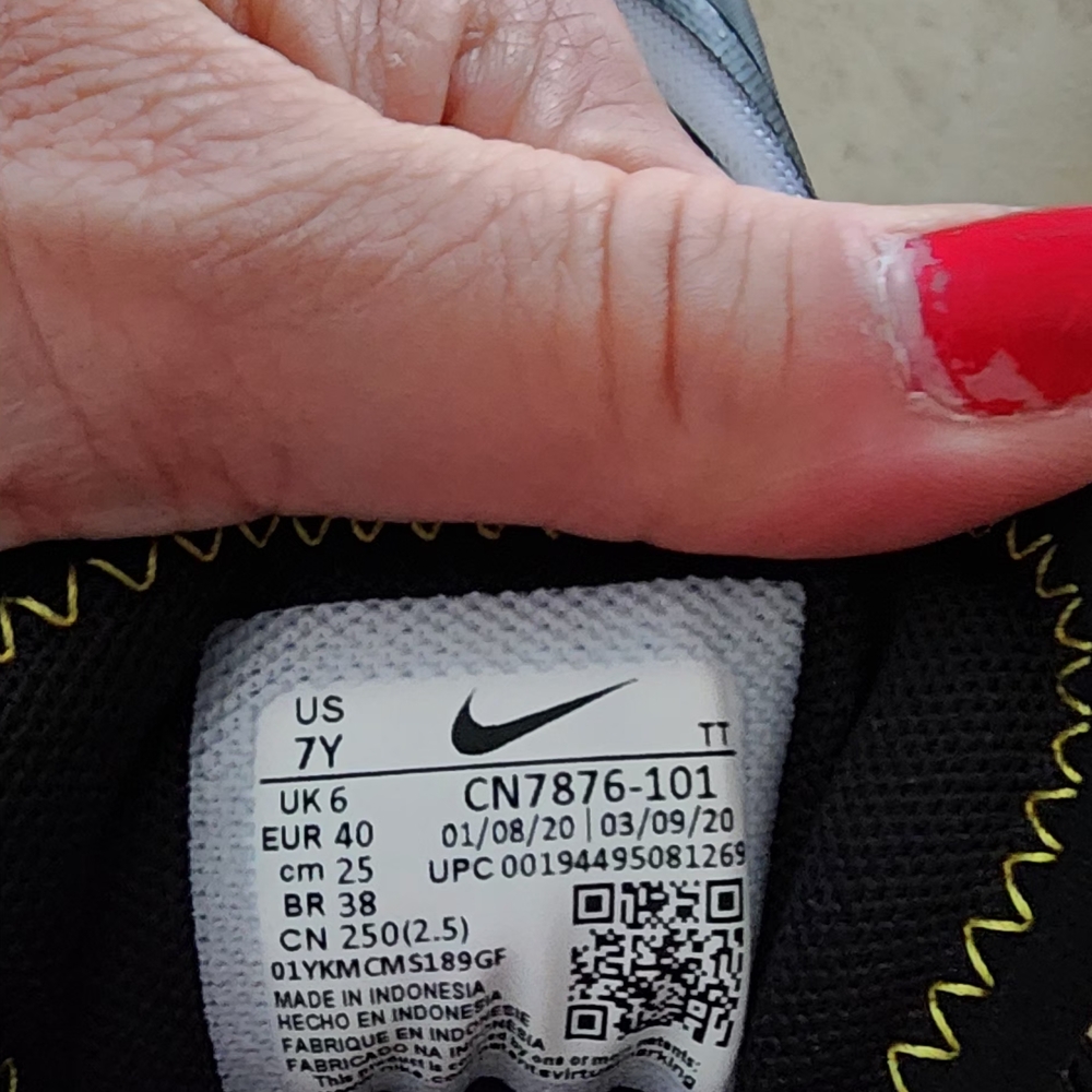 Nike Pink and Black Athletic Shoes